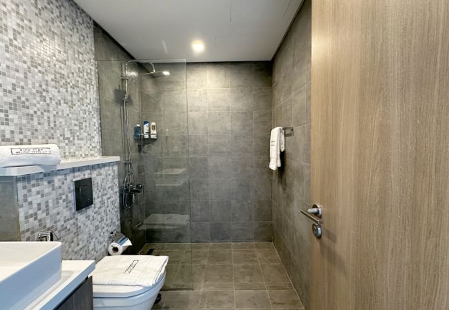 Apartment in Dubai - Harmonious 3BR in Stella Maris, Sea View,Marina Apartment in Dubai - Harmonious 3BR in Stella Maris, Sea View,Marina
