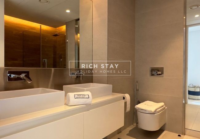 Apartment in Dubai - Crystal Clear 1BR Apt in Blue Waters