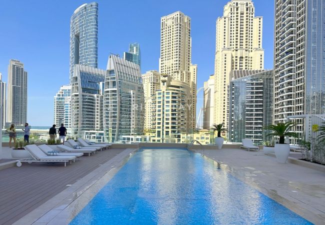 Apartment in Dubai - Amazing 2BR in Stella Maris, Dubai Marina