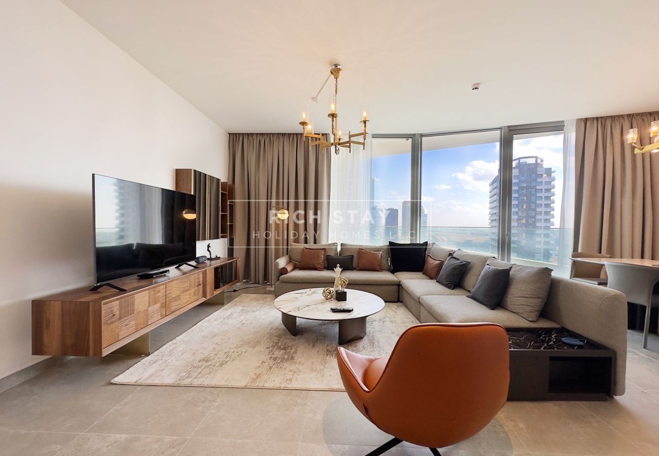 Apartment in Dubai - Amazing 2BR in Stella Maris, City View,Marina