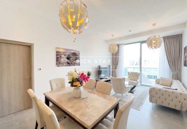 Apartment in Dubai - Elegant 2BR in Stella Maris, Dubai Marina