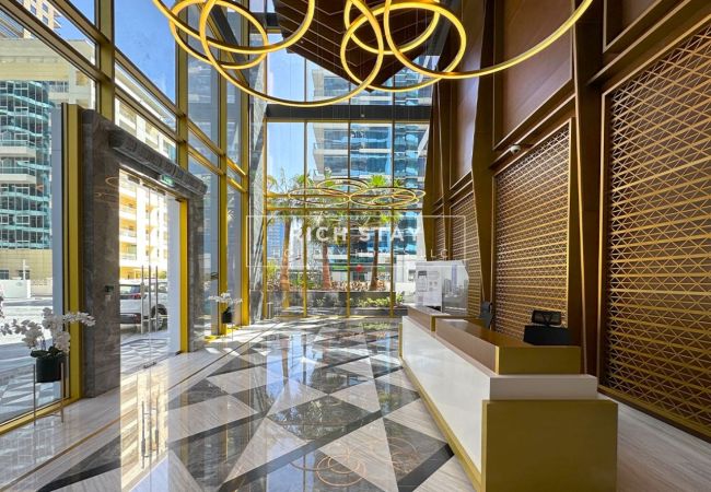 Apartment in Dubai - Elegant 2BR in Stella Maris, Dubai Marina