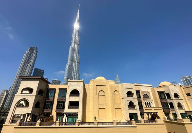 Apartment in Dubai - Upgraded 1BR in Downtown with Burj Khalifa View Apartment in Dubai - Upgraded 1BR in Downtown with Burj Khalifa View