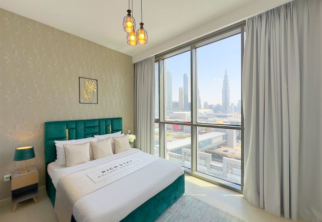 Apartment in Dubai - Premium 3BR with Burj Khalifa & Dubai Mall view Apartment in Dubai - Premium 3BR with Burj Khalifa & Dubai Mall view