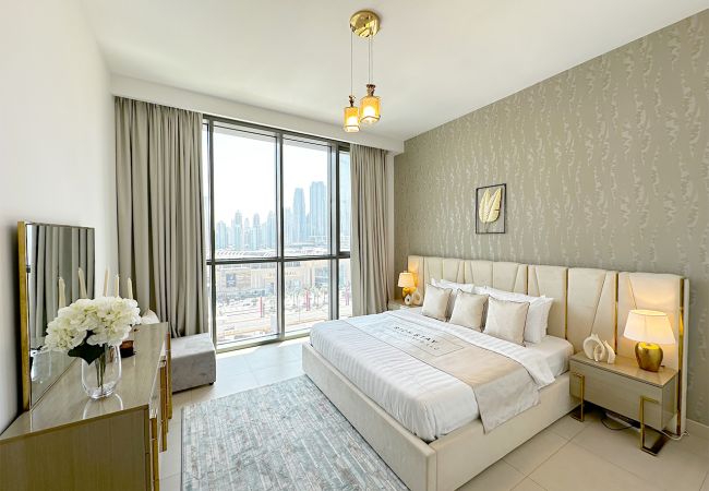 Apartment in Dubai - Premium 3BR with Burj Khalifa & Dubai Mall view Apartment in Dubai - Premium 3BR with Burj Khalifa & Dubai Mall view