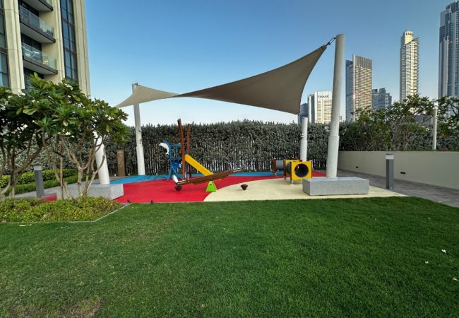 Apartment in Dubai - Premium 3BR with Burj Khalifa & Dubai Mall view Apartment in Dubai - Premium 3BR with Burj Khalifa & Dubai Mall view