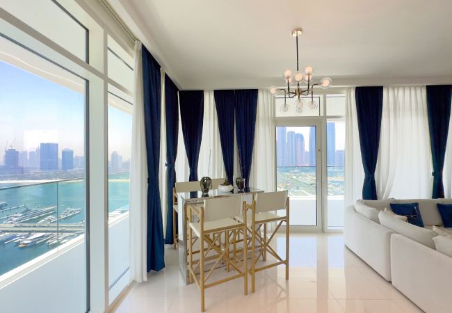 Apartment in Dubai -  Sunrise Bay 3BR EMAAR Beachfront Dubai Harbour Apartment in Dubai -  Sunrise Bay 3BR EMAAR Beachfront Dubai Harbour