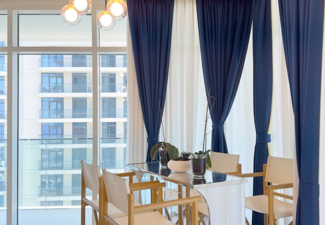 Apartment in Dubai -  Sunrise Bay 3BR EMAAR Beachfront Dubai Harbour Apartment in Dubai -  Sunrise Bay 3BR EMAAR Beachfront Dubai Harbour