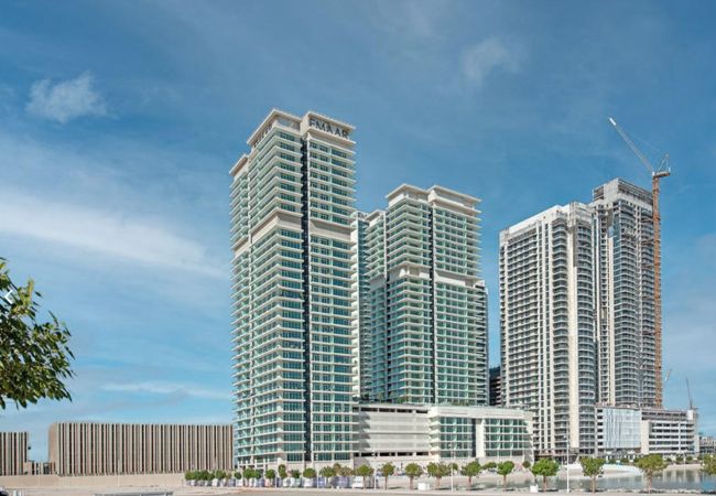 Apartment in Dubai -  Sunrise Bay 3BR EMAAR Beachfront Dubai Harbour Apartment in Dubai -  Sunrise Bay 3BR EMAAR Beachfront Dubai Harbour