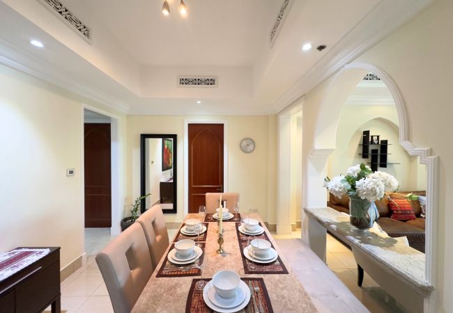 Apartment in Dubai -  Spectacular 2BR with Burj & Dubai Mall view Apartment in Dubai -  Spectacular 2BR with Burj & Dubai Mall view
