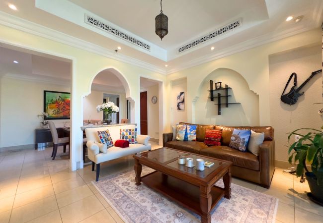 Apartment in Dubai -  Spectacular 2BR with Burj & Dubai Mall view Apartment in Dubai -  Spectacular 2BR with Burj & Dubai Mall view