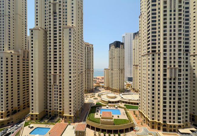 Apartment in Dubai -  Alluring 2BR at LIV Residences in Dubai Marina Apartment in Dubai -  Alluring 2BR at LIV Residences in Dubai Marina