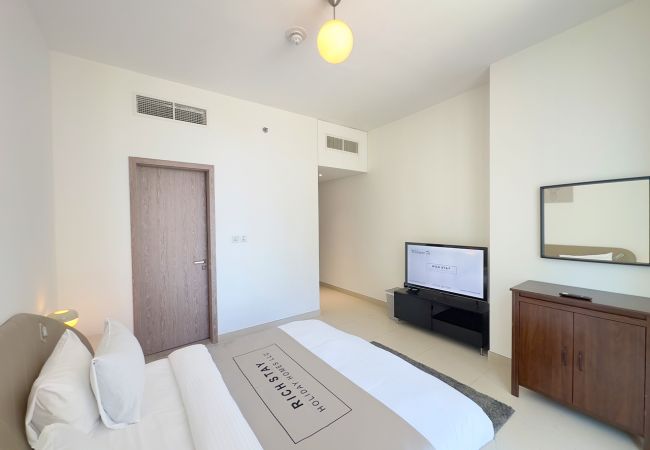 Apartment in Dubai -  Alluring 2BR at LIV Residences in Dubai Marina Apartment in Dubai -  Alluring 2BR at LIV Residences in Dubai Marina