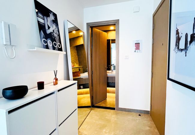 Apartment in Dubai - Exquisite 1BR in Stella Maris, Marina & Sea View Apartment in Dubai - Exquisite 1BR in Stella Maris, Marina & Sea View