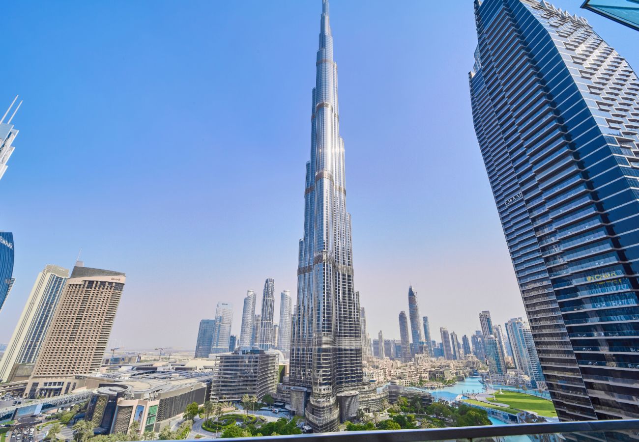 Apartment in Dubai - 1BR at Burj Vista, Direct access to Dubai mall