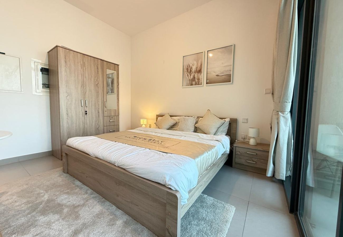 Apartment in Dubai - Pristine Studio in Prive Residence, Dubai Hills