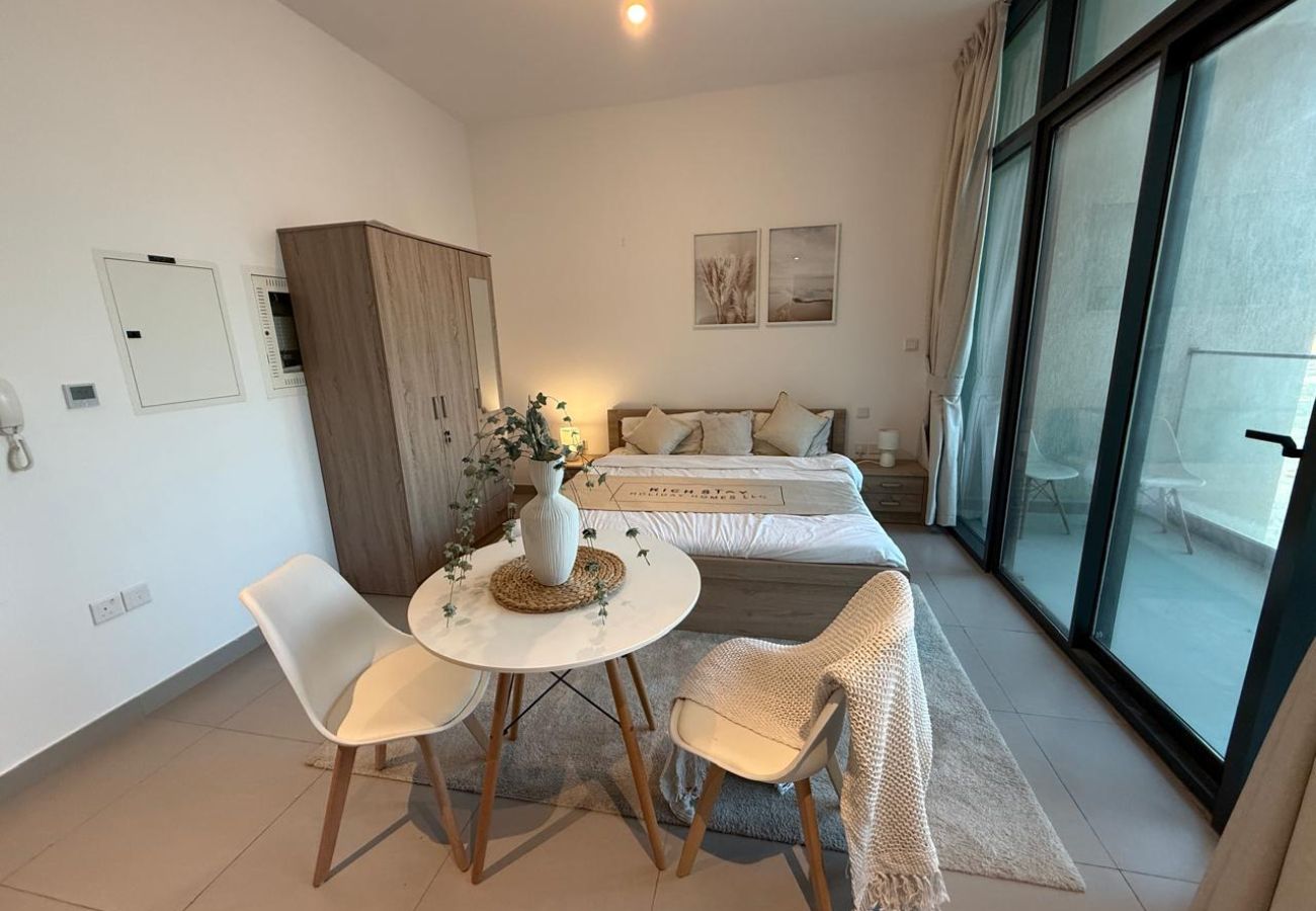 Apartment in Dubai - Pristine Studio in Prive Residence, Dubai Hills