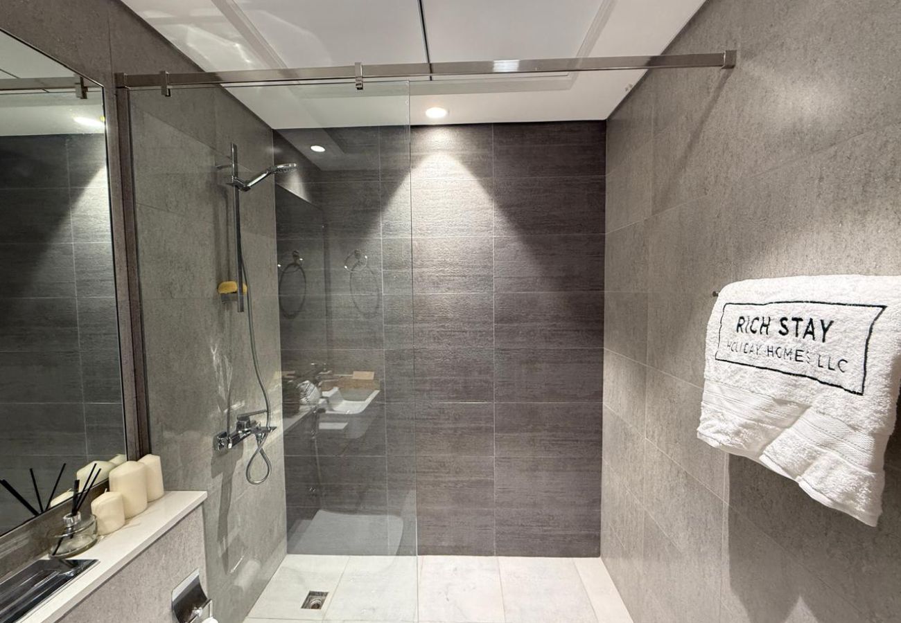 Apartment in Dubai - Pristine Studio in Prive Residence, Dubai Hills