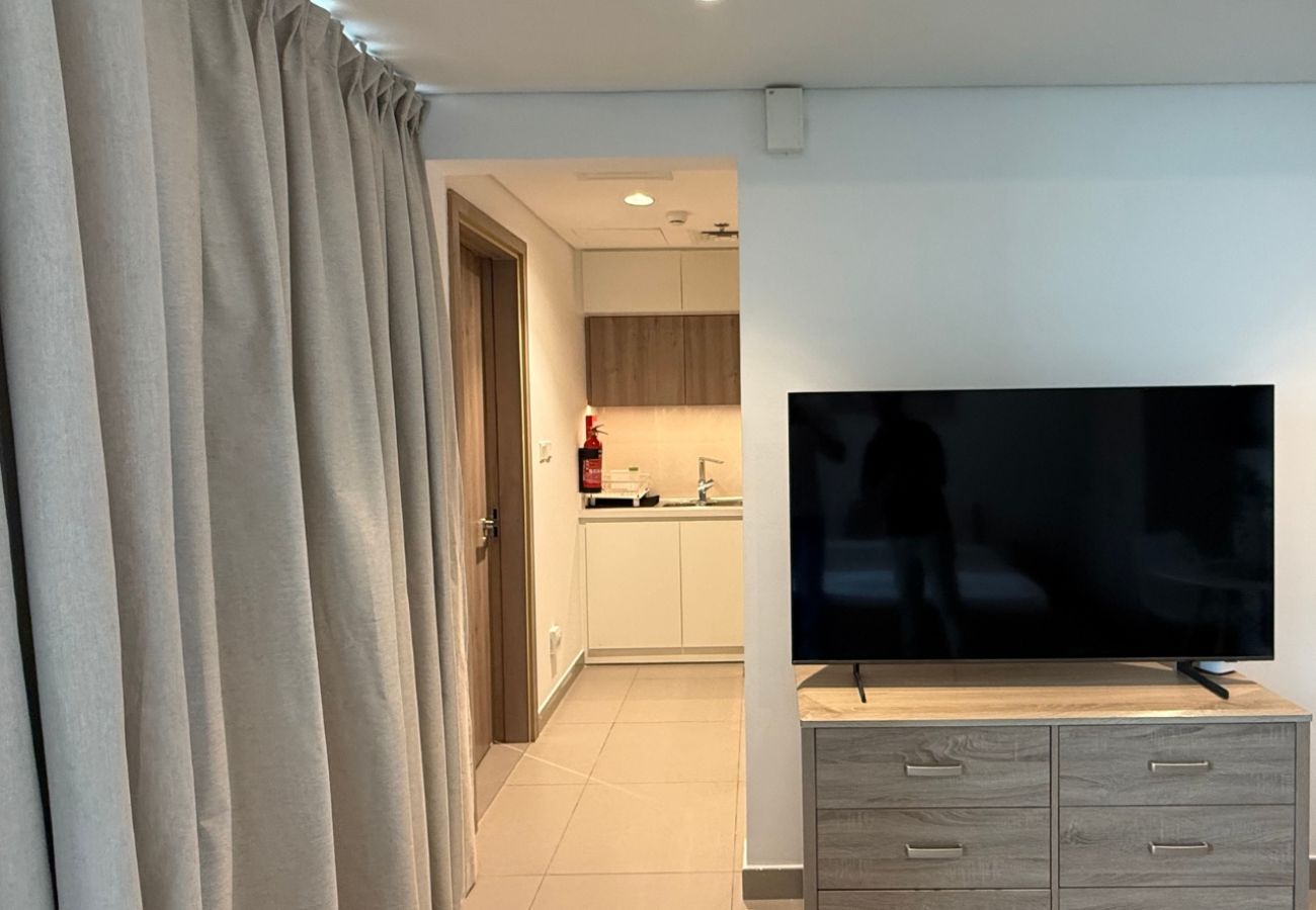 Apartment in Dubai - Pristine Studio in Prive Residence, Dubai Hills