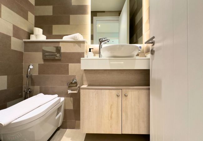 Apartment in Dubai - Seven Palm Escape: 1BR in Palm Jumeirah Apartment in Dubai - Seven Palm Escape: 1BR in Palm Jumeirah