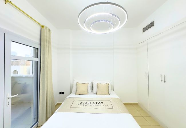 Apartment in Dubai - Charming 1 BR Space JVC Autumn 2 Apartment in Dubai - Charming 1 BR Space JVC Autumn 2