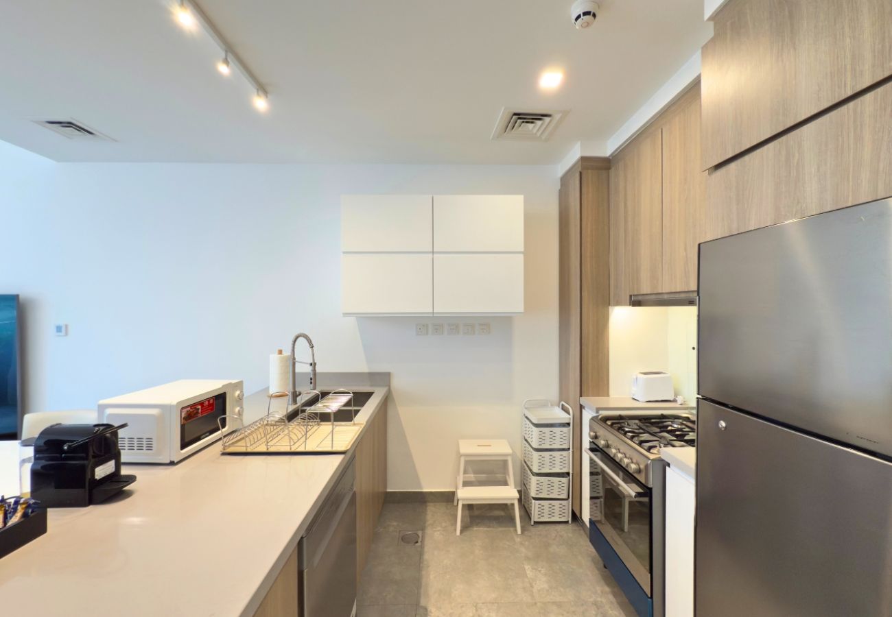 Apartment in Dubai - 305-Unique 1 BR in Stella Maris, City View