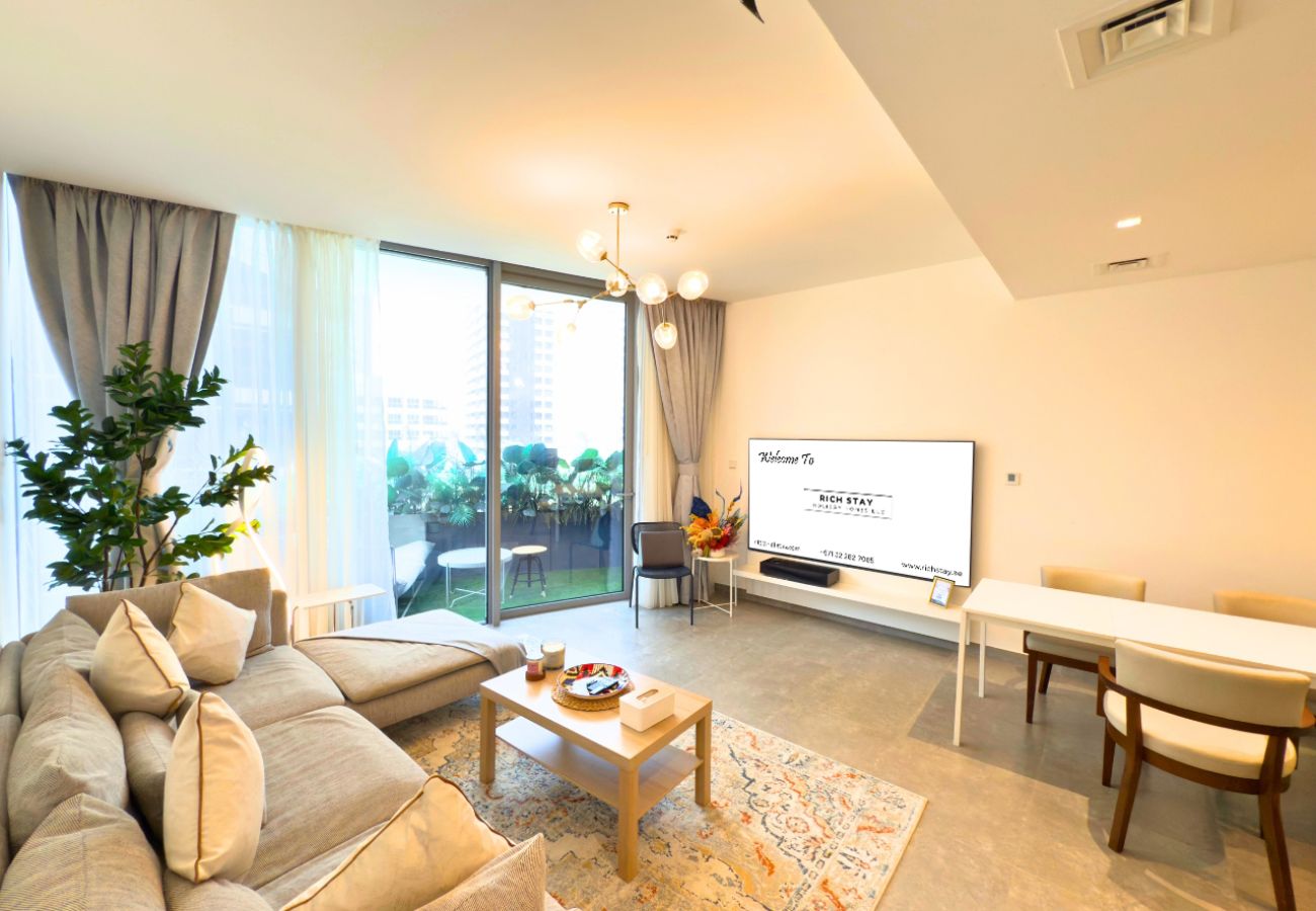 Apartment in Dubai - 305-Unique 1 BR in Stella Maris, City View