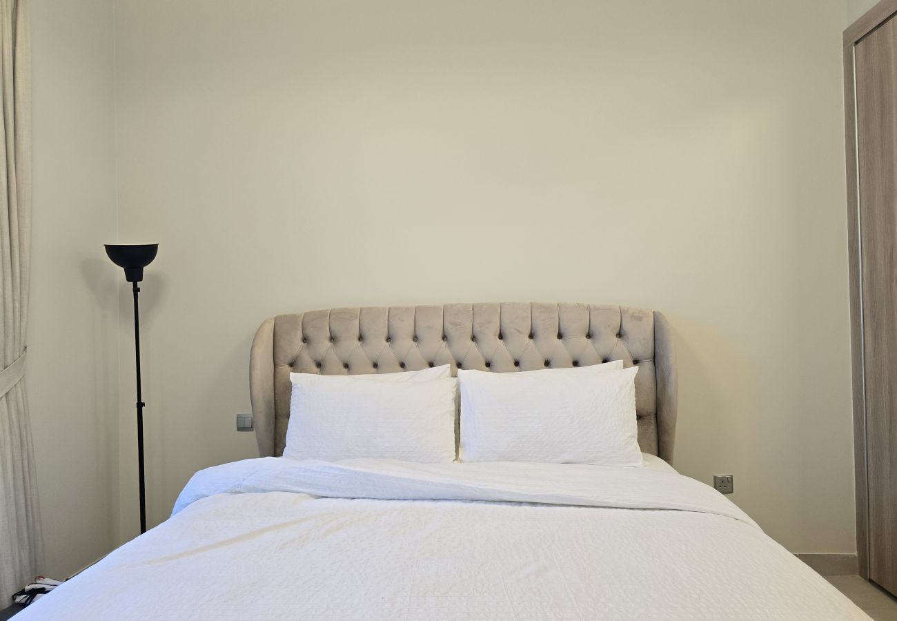 Apartment in Dubai - 922 SWAY RESIDENCES