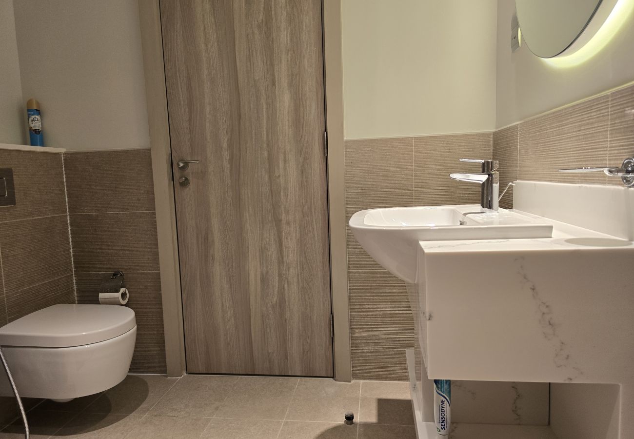 Apartment in Dubai - 922 SWAY RESIDENCES