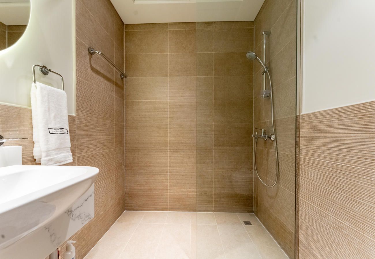 Apartment in Dubai - 922 SWAY RESIDENCES