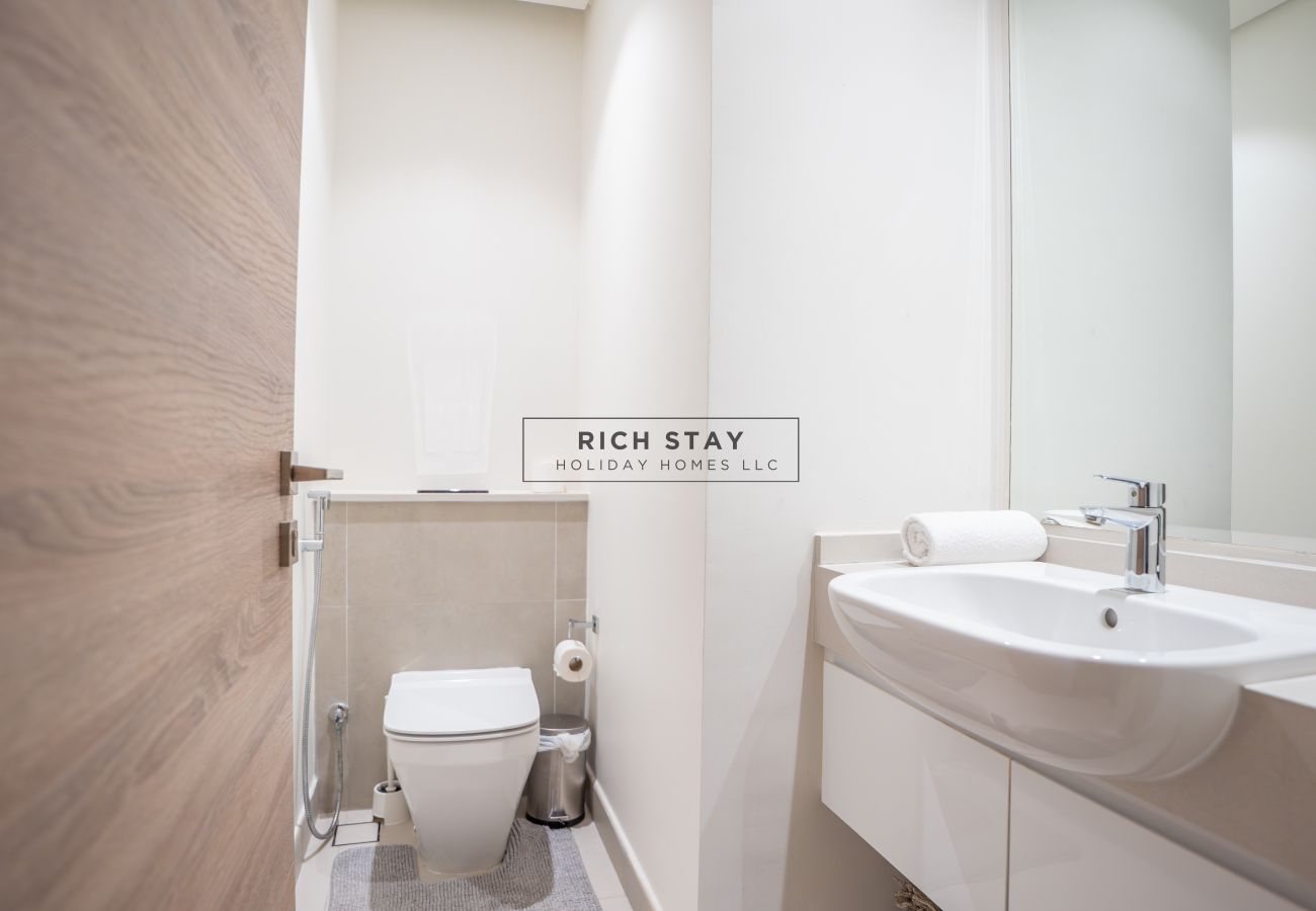Apartment in Dubai - 612-studio one tower