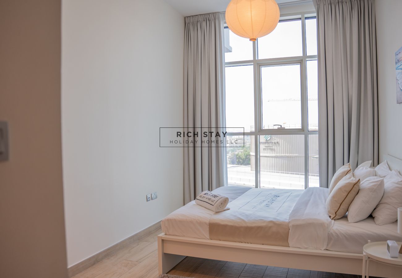 Apartment in Dubai - 612-studio one tower