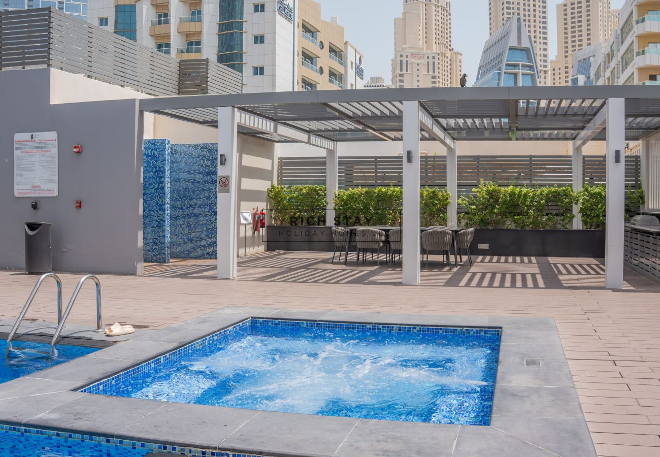 Apartment in Dubai - 612-studio one tower